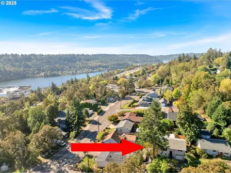 1870 Hemlock Street West Linn OR 97068