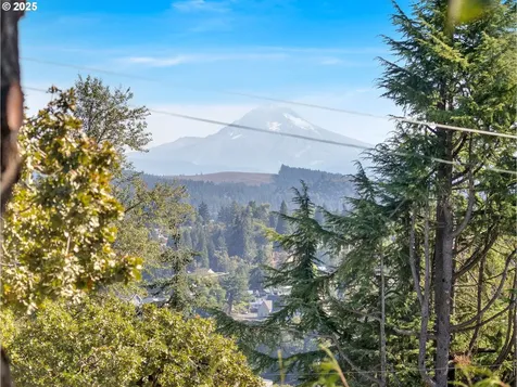 1870 Hemlock Street West Linn OR 97068