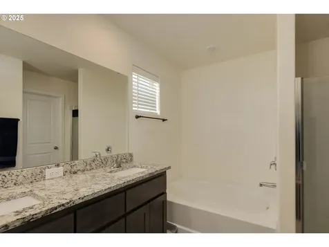 1941 NW Haun Drive Mcminnville OR 97128