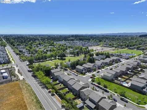 1941 NW Haun Drive Mcminnville OR 97128