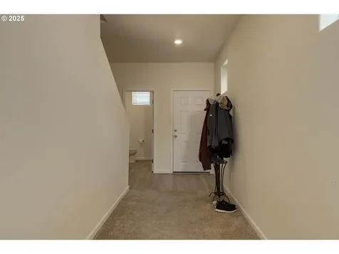 1941 NW Haun Drive Mcminnville OR 97128