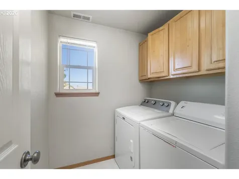 319 Berkley Avenue Molalla OR 97038