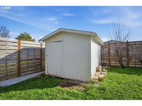 319 Berkley Avenue Molalla OR 97038