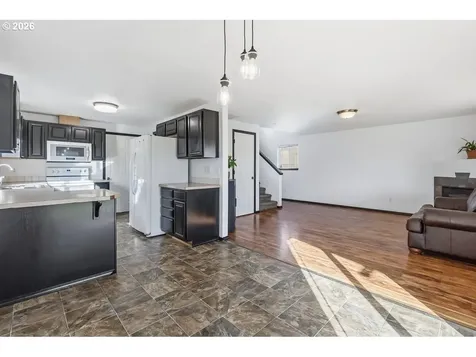 319 Berkley Avenue Molalla OR 97038