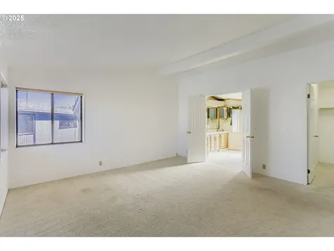4303 Settlers Loop Forest Grove OR 97116