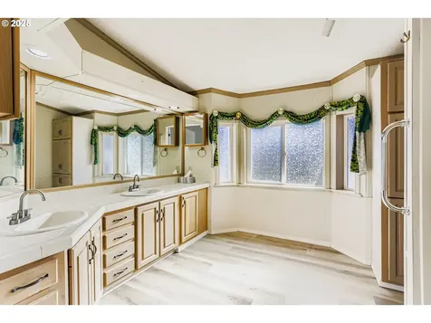 4303 Settlers Loop Forest Grove OR 97116