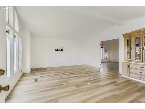 4303 Settlers Loop Forest Grove OR 97116