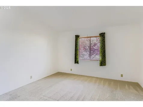 4303 Settlers Loop Forest Grove OR 97116