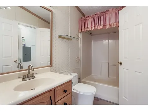 4303 Settlers Loop Forest Grove OR 97116