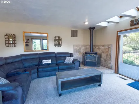 44130 Santiam Highway Foster OR 97345