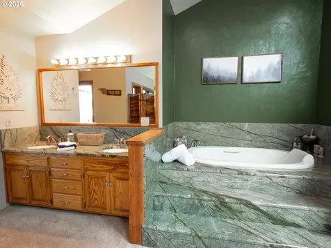 44130 Santiam Highway Foster OR 97345