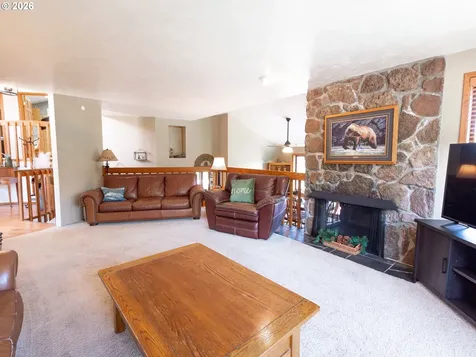 44130 Santiam Highway Foster OR 97345