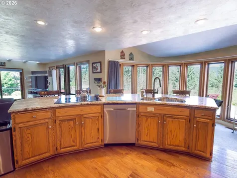 44130 Santiam Highway Foster OR 97345