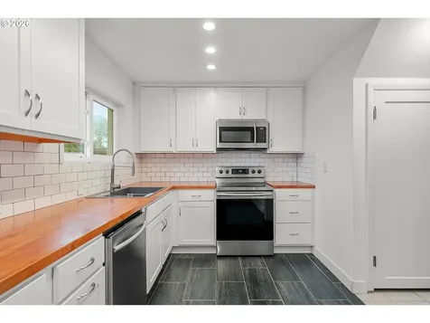 12317 SE Tibbetts Street Portland OR 97236