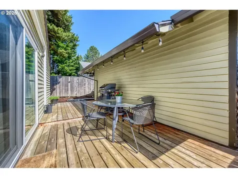 15787 SW Village Circle Beaverton OR 97007