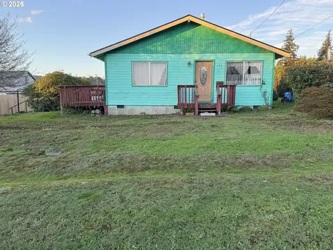684 E 10th Street Coquille OR 97423