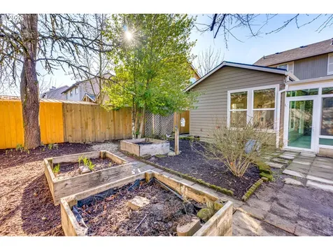 7301 NE Shaleen Street Hillsboro OR 97124
