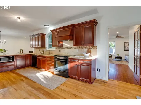 7301 NE Shaleen Street Hillsboro OR 97124