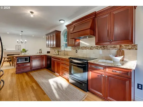 7301 NE Shaleen Street Hillsboro OR 97124