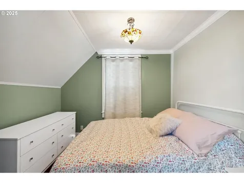 1041 Central Avenue Coos Bay OR 97420