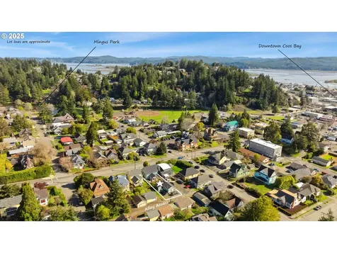 1041 Central Avenue Coos Bay OR 97420