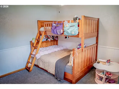 322 W Hickory Street Roseburg OR 97471