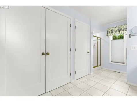3532 SE Insley Street Portland OR 97202