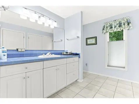 3532 SE Insley Street Portland OR 97202