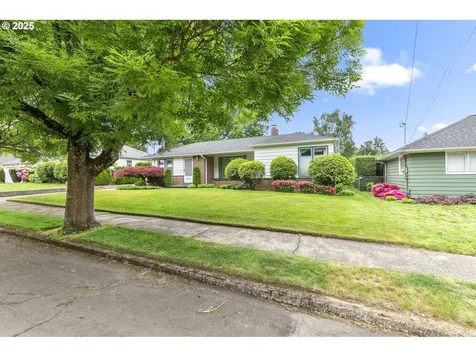3532 SE Insley Street Portland OR 97202