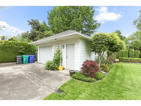 3532 SE Insley Street Portland OR 97202
