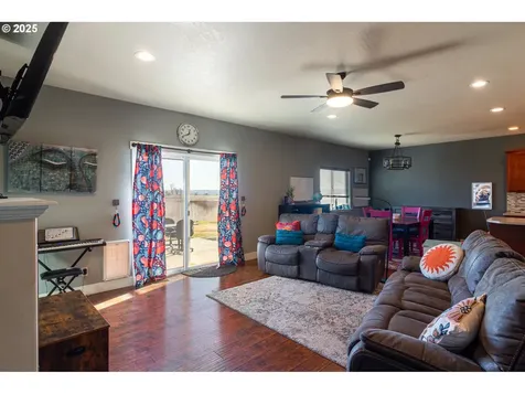 382 NW Crestview Court Hermiston OR 97838