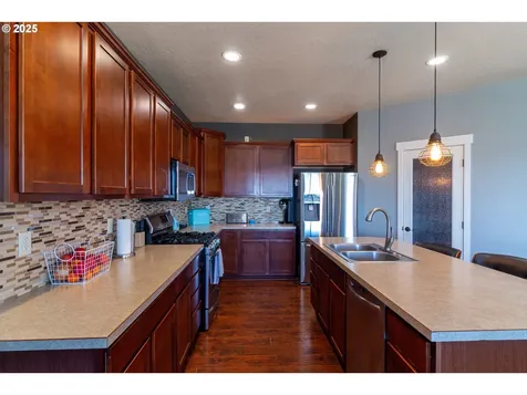 382 NW Crestview Court Hermiston OR 97838