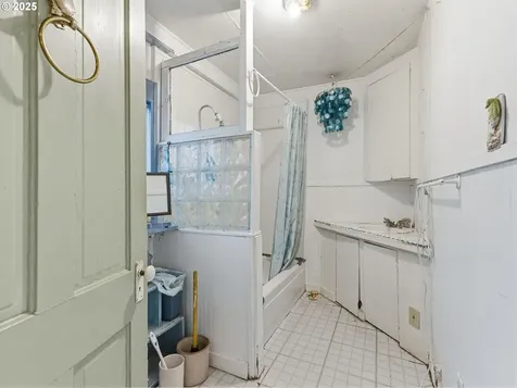 731 11th Avenue Seaside OR 97138