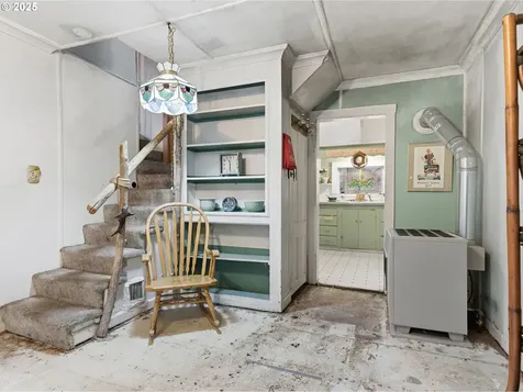 731 11th Avenue Seaside OR 97138
