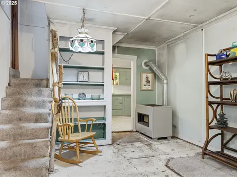 731 11th Avenue Seaside OR 97138