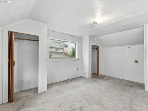 731 11th Avenue Seaside OR 97138