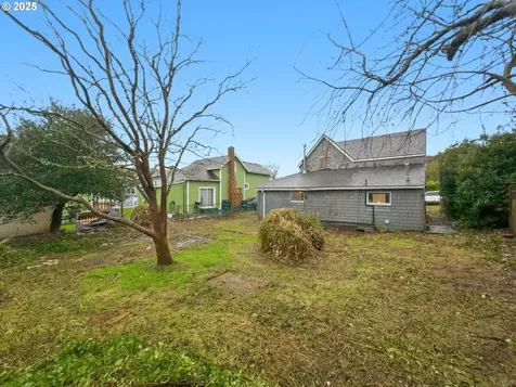 731 11th Avenue Seaside OR 97138