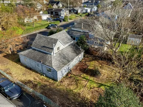 731 11th Avenue Seaside OR 97138