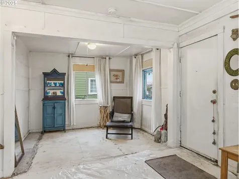 731 11th Avenue Seaside OR 97138