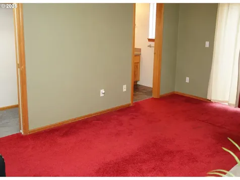 507 Littlewood Lane Eugene OR 97404