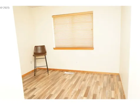 507 Littlewood Lane Eugene OR 97404