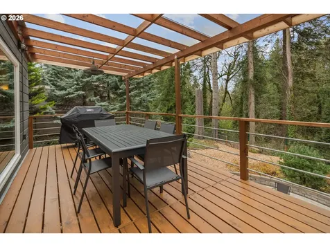 19022 Old River Drive West Linn OR 97068