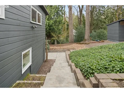 19022 Old River Drive West Linn OR 97068