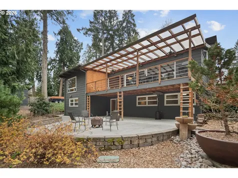 19022 Old River Drive West Linn OR 97068