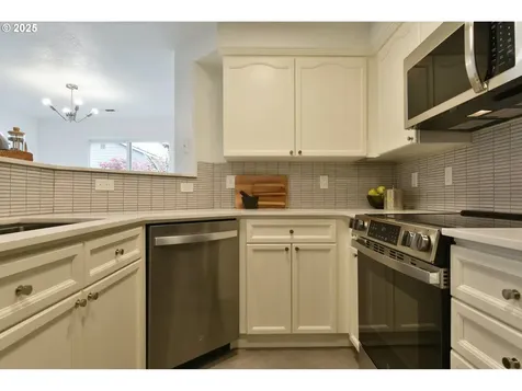 20382 SW Monson Street Beaverton OR 97003