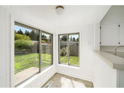 2122 NE 86th Avenue Portland OR 97220