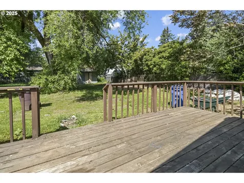 1437 SE 140th Avenue Portland OR 97233