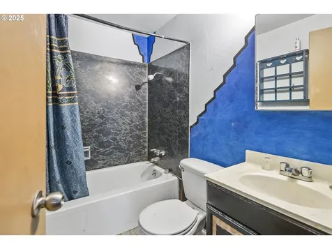 1437 SE 140th Avenue Portland OR 97233