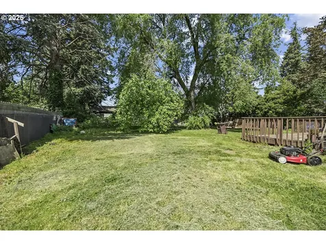 1437 SE 140th Avenue Portland OR 97233