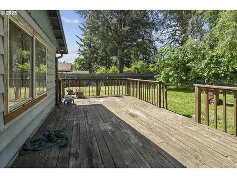 1437 SE 140th Avenue Portland OR 97233
